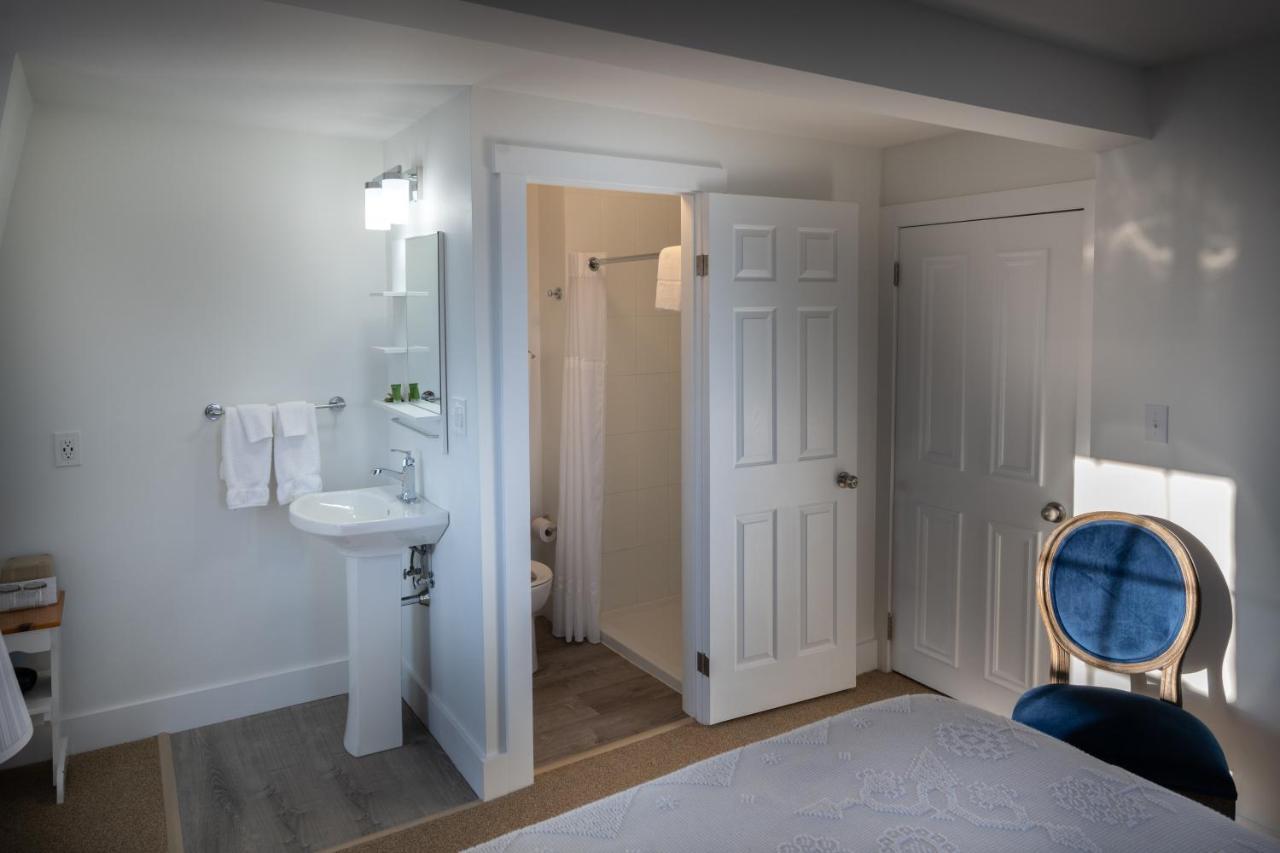 Telegraph House Motel Baddeck Inlet Extérieur photo